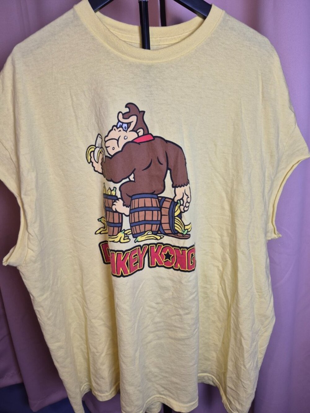 Nintendo Donkey Kong T Shirt Mens XXL Yellow Graphic Tee 100% Cotton